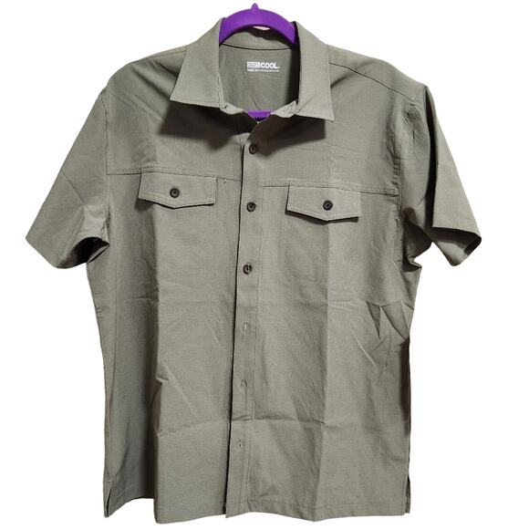 Mens small button up 32 degree cool shirt, NWT short sleeve - Picture 1 of 6